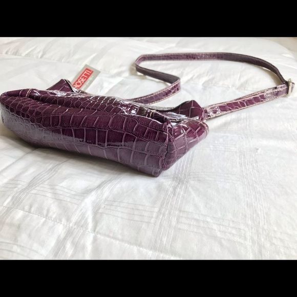 🆕 VEGAN FAUX CROCODILE LEATHER grape pub to club mini handbag Rosetti - Picture 7 of 8